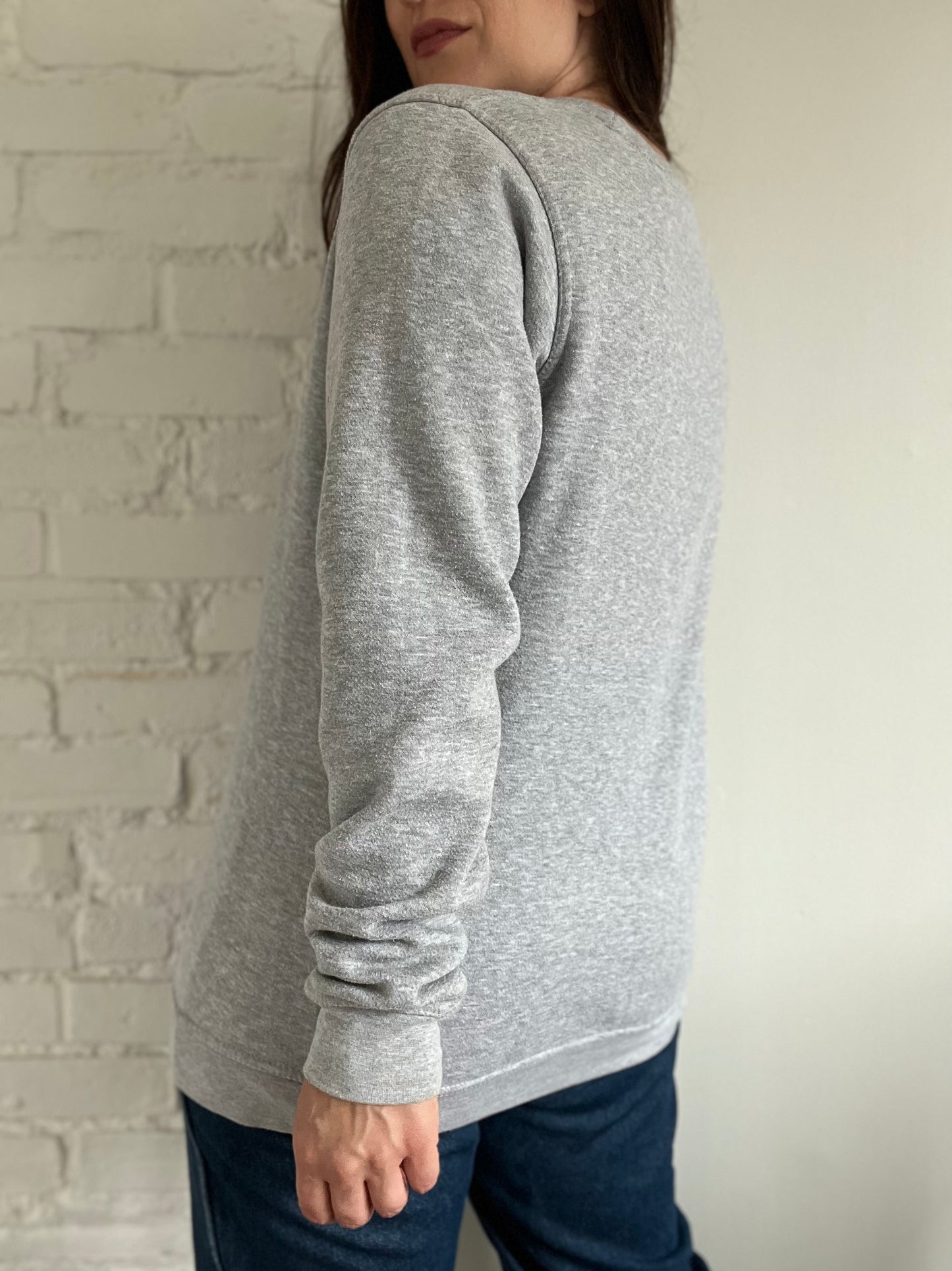 Minimalist Heather Grey Sweater - M