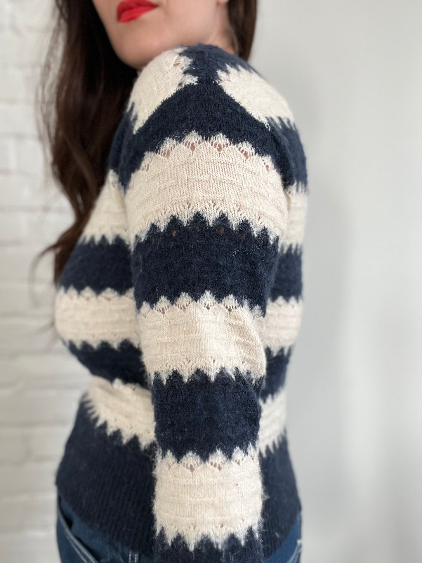 Striped Dainty Knit Sweater - S