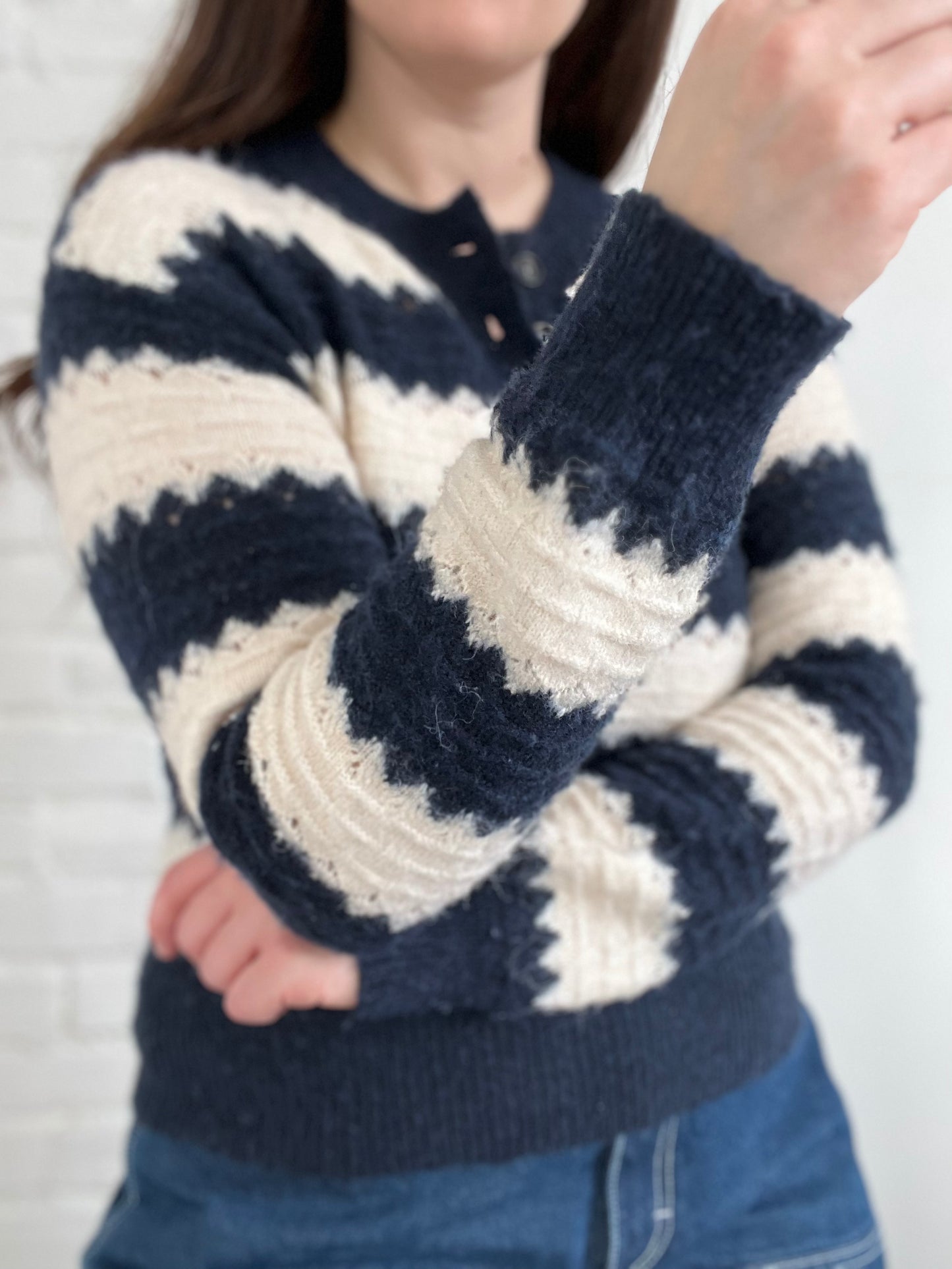 Striped Dainty Knit Sweater - S