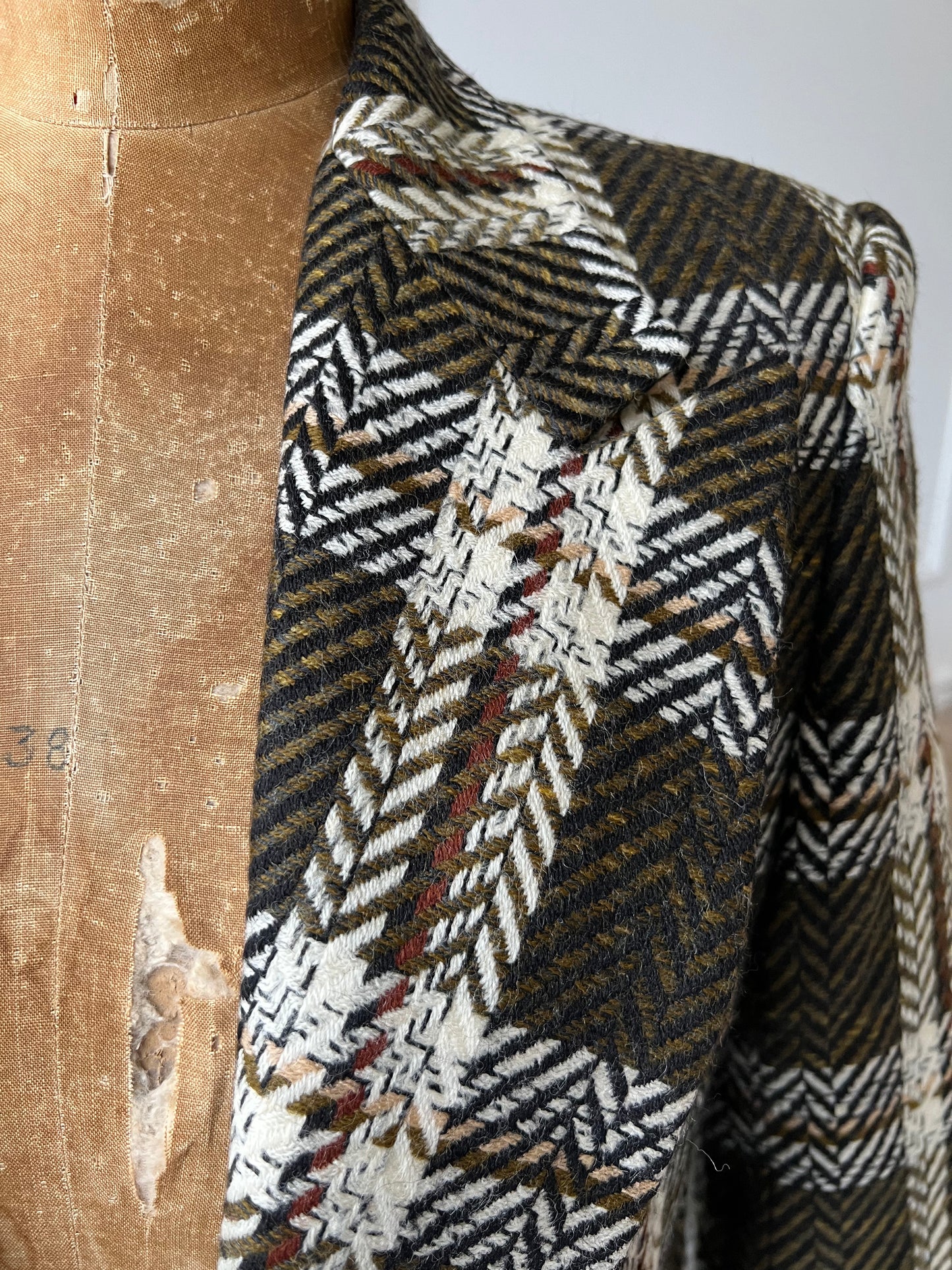 Vintage St. Sophia Paris Tweed Crest Blazer - Size M