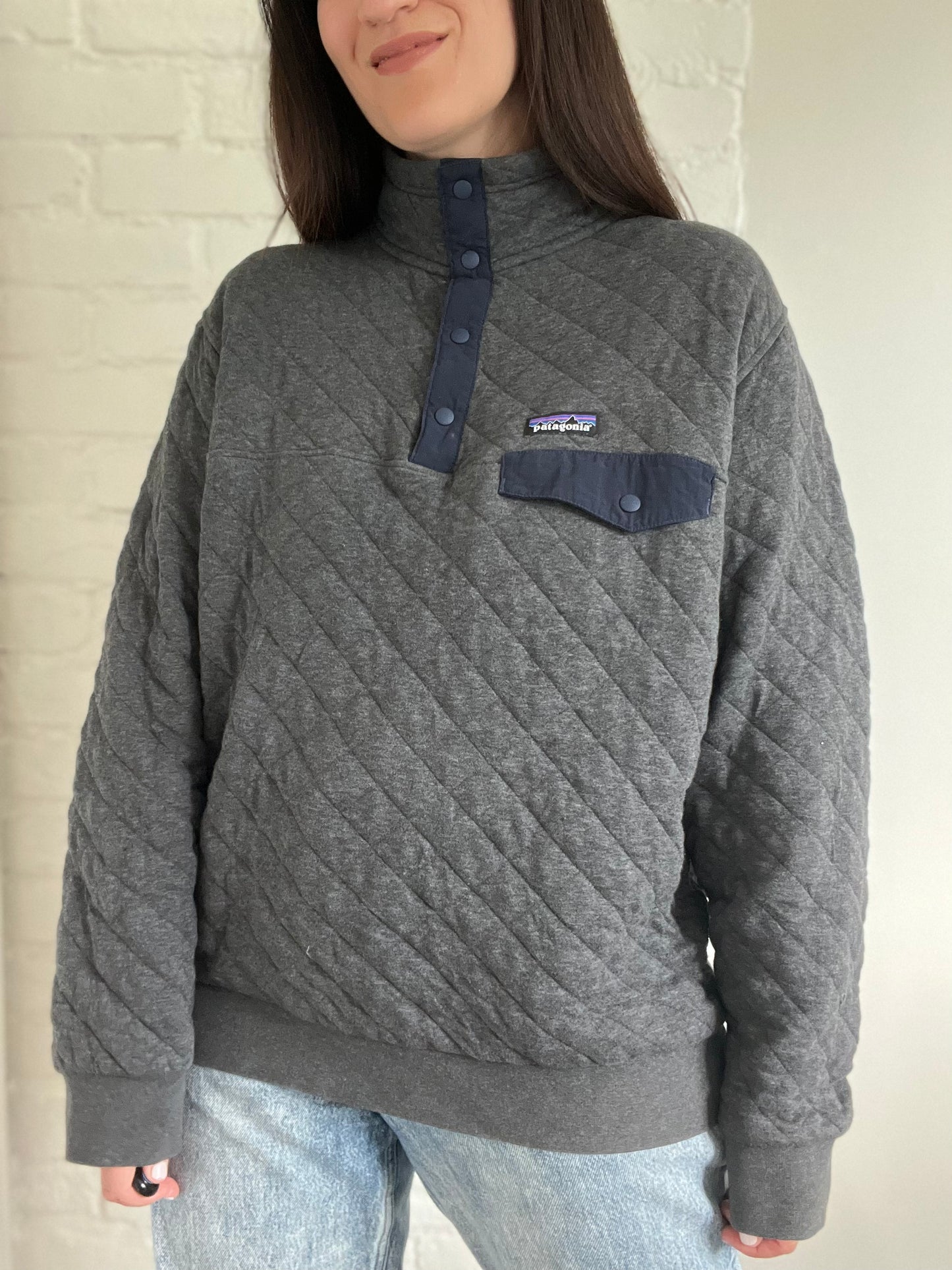 Grey Quilted Patagonia Synchilla - Size Mens L