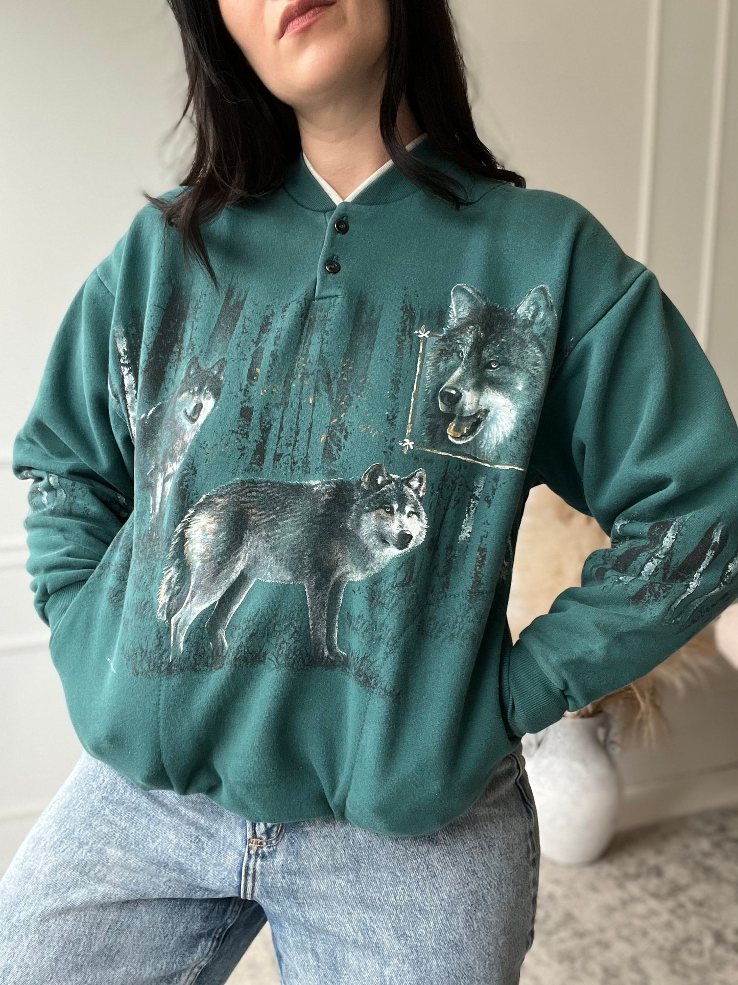 Wolf Portrait Pullover - Size M