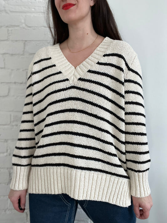 Relaxed Striped V-neck Sweater - M (Oversized)