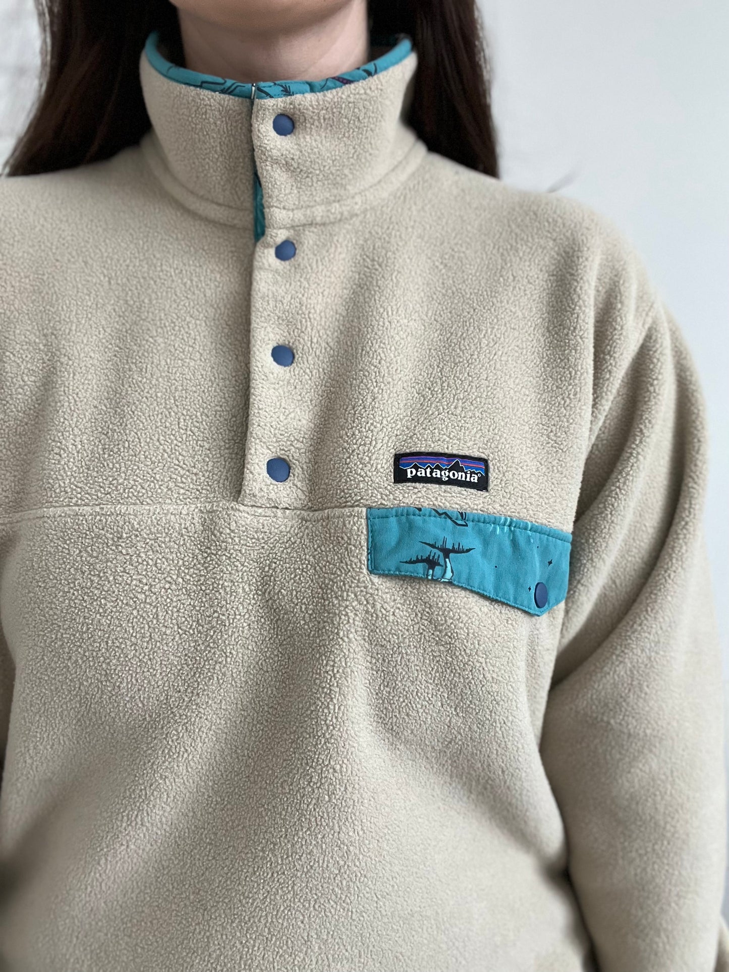 Neutral Mermaids Patagonia Synchilla Fleece M