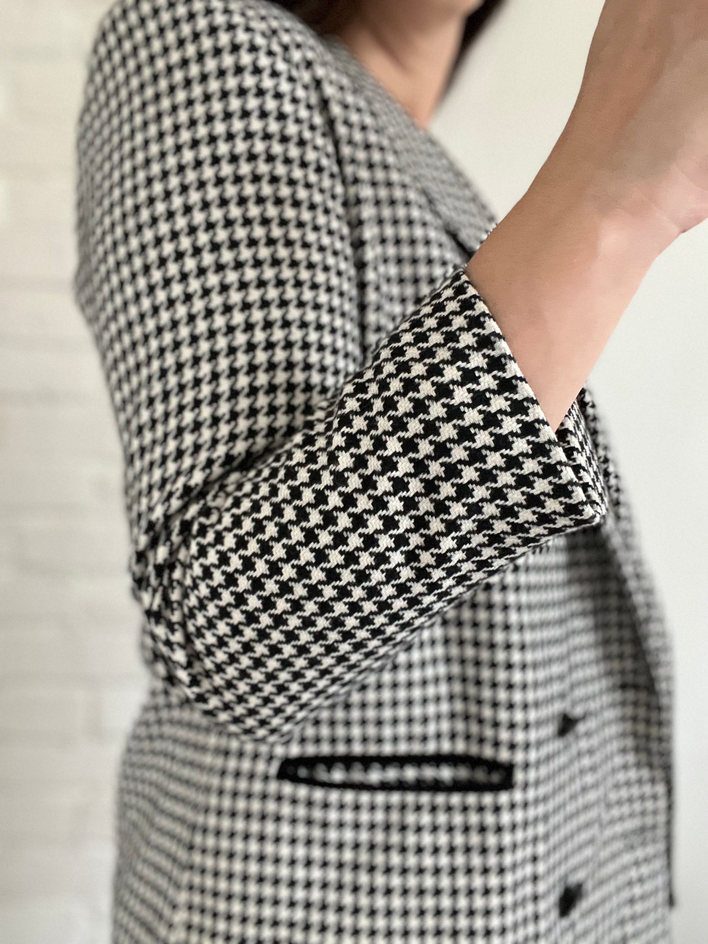 B&W Double Breasted Houndstooth Jacket - Size M