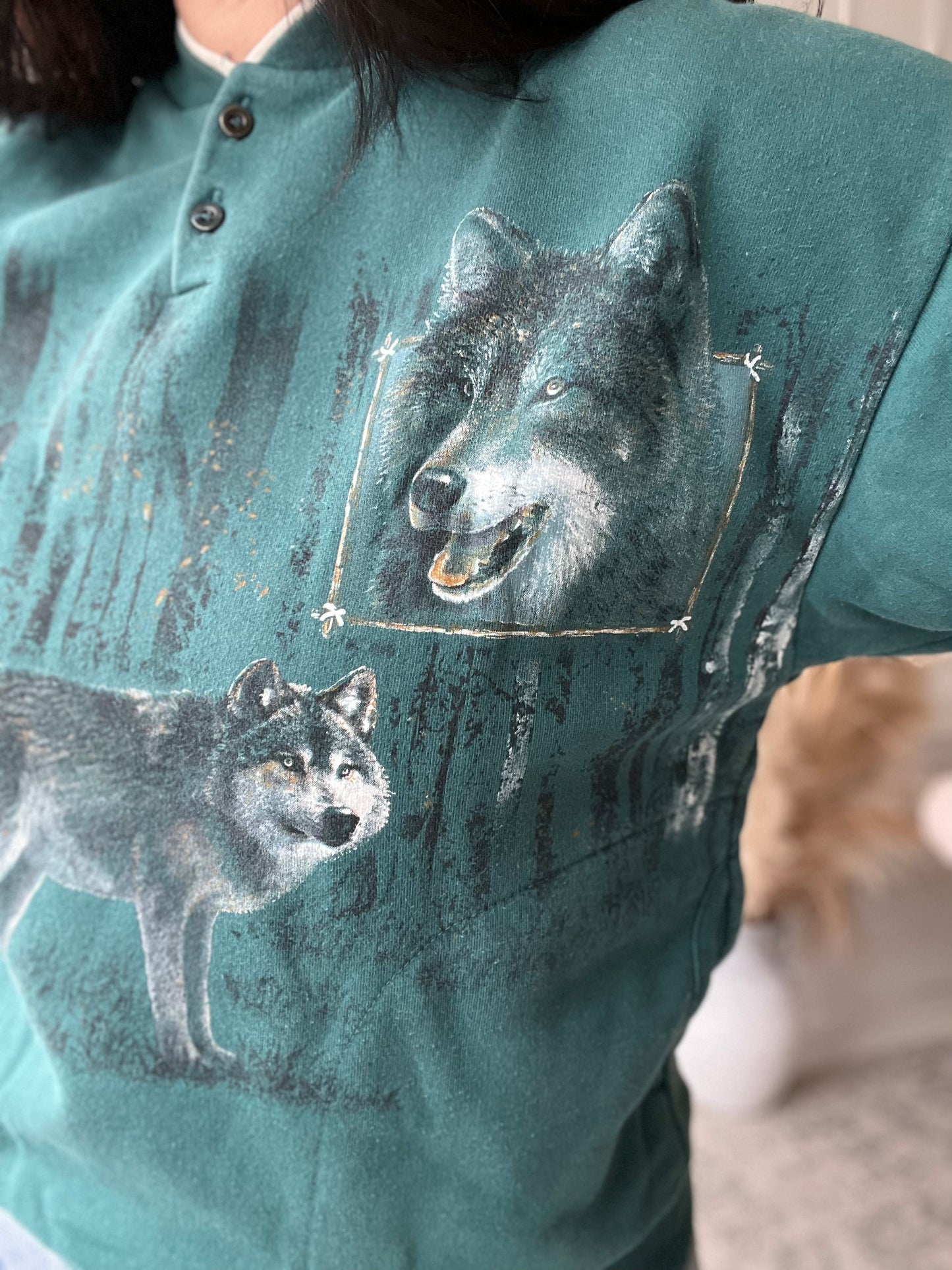 Wolf Portrait Pullover - Size M