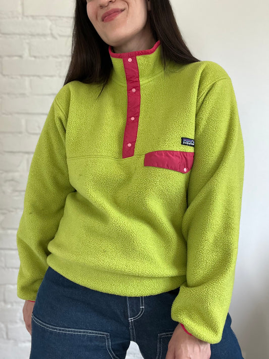 Neon Retro Patagonia - Size M